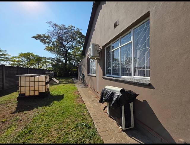 3 BEDROOM HOUSE TO LET IN KOOKRUS